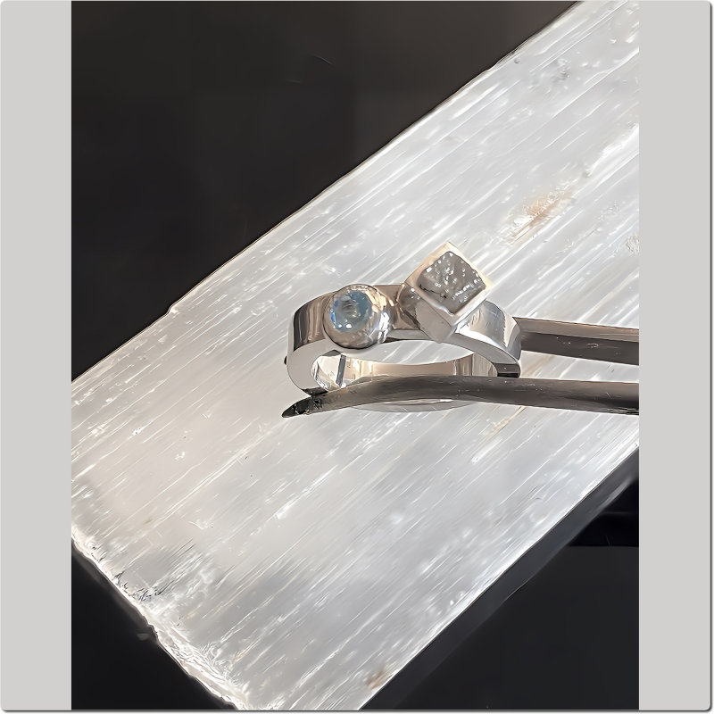 Silberring mit Topas und Rohdiamant Gr. 55