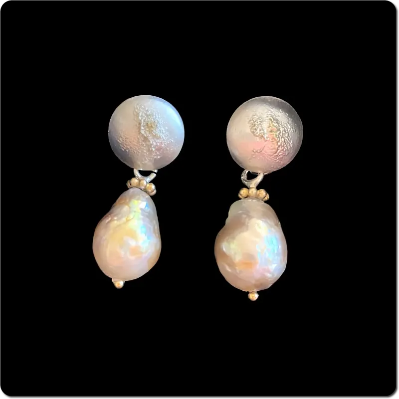 Silberne Ohrstecker mit Edison Perle