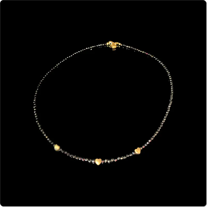 Zauberhaftes schwarzes Turmalin-Collier