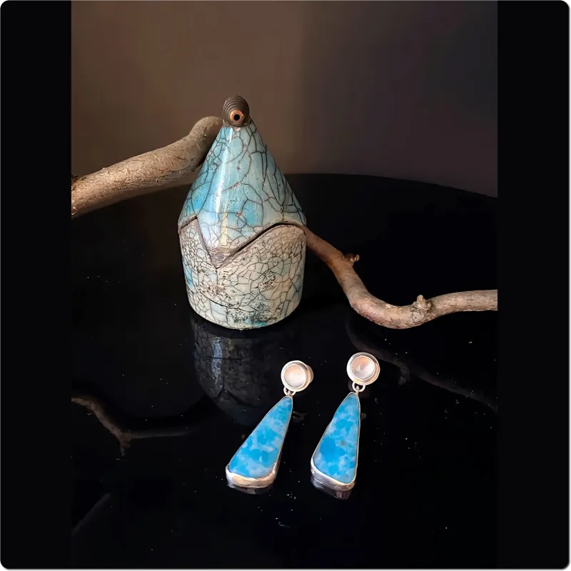 Aparte handgefertigte Ohrstecker