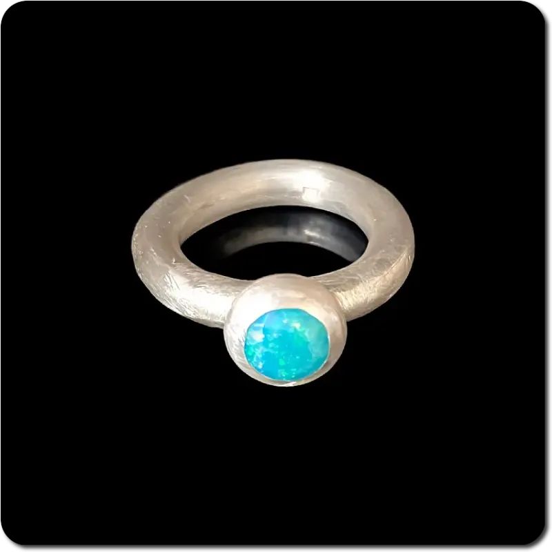 Statement Ring mit Opal Gr. 57