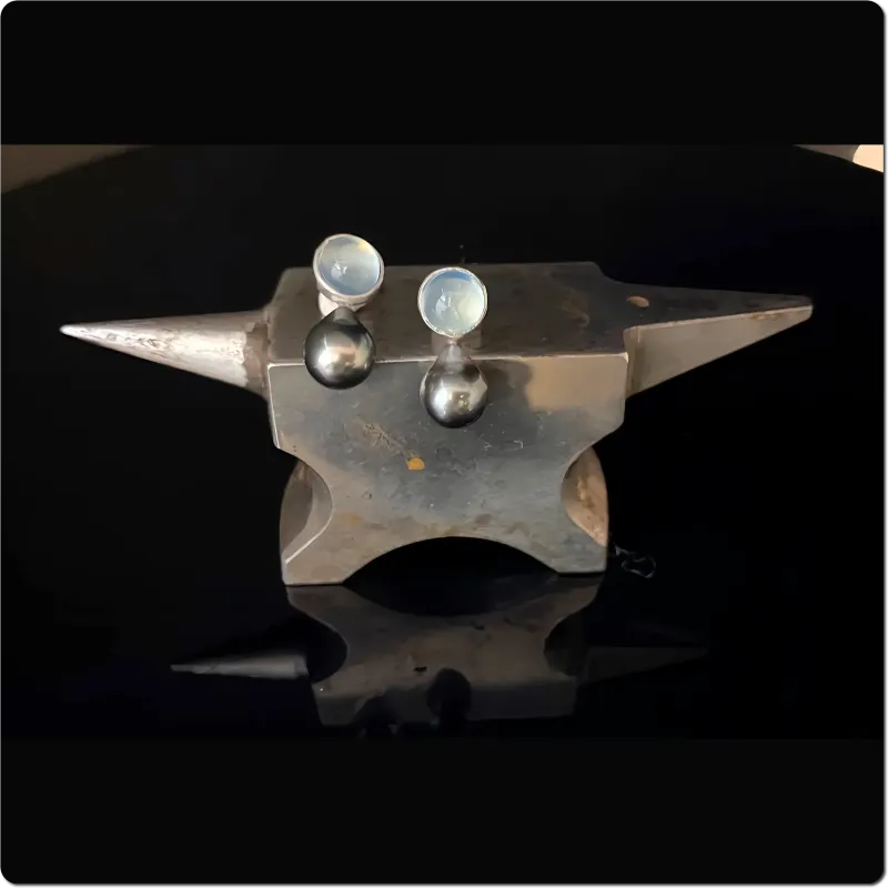 Edle Aquamarin Ohrstecker mit Tahitiperle